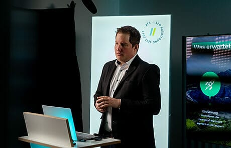 Michael Möller bei der afs Akademie zum Thema Website Experience Optimization